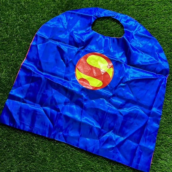 Reversible Super Hero Cale - Picture 3 of 6
